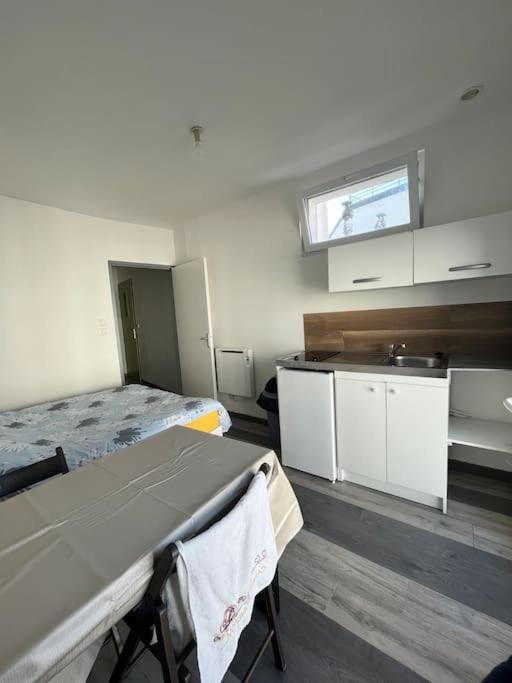 Studio En Plein Centre De Brest Apartment Exterior photo
